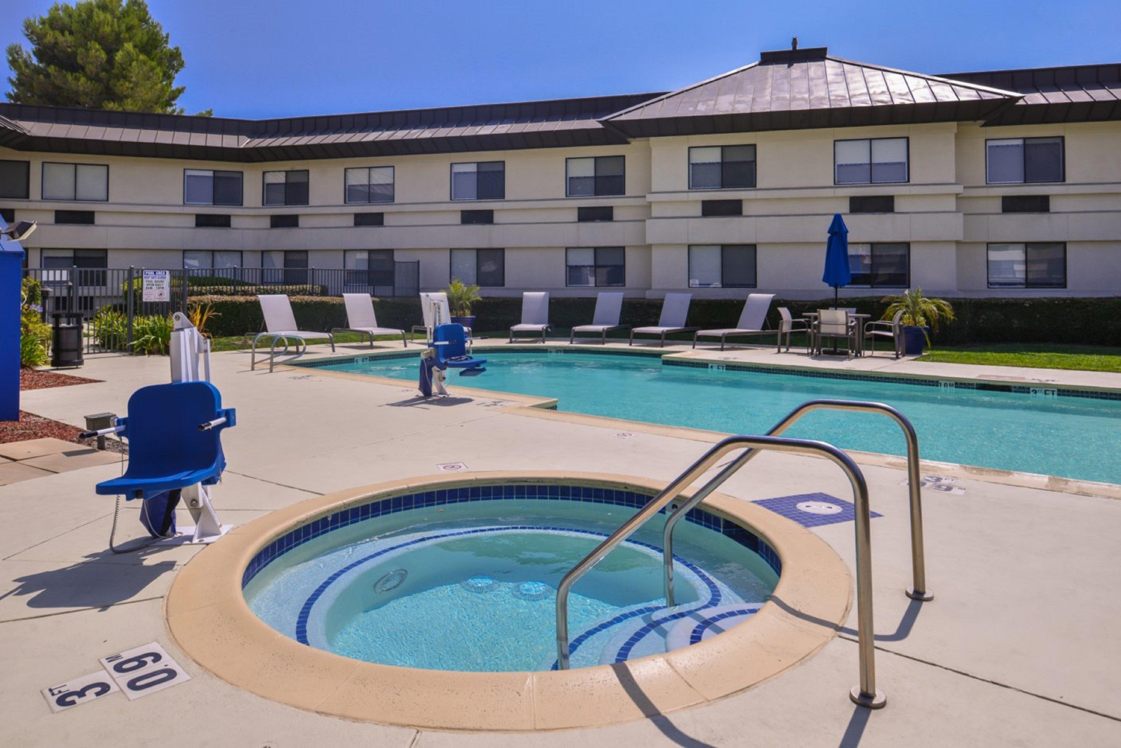 Holiday Inn Express Walnut Creek By Ihg מראה חיצוני תמונה